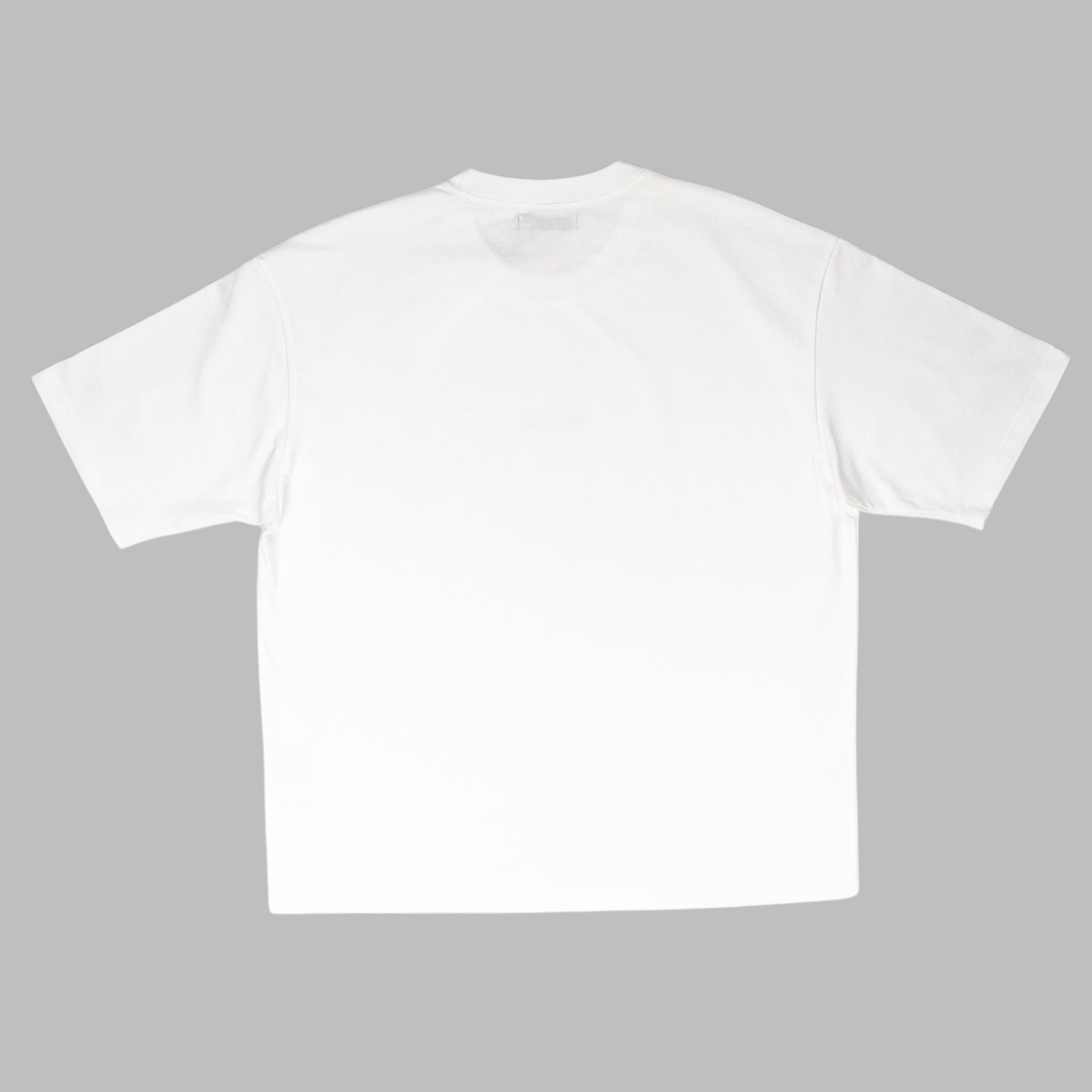 BASIC WHITE TEE